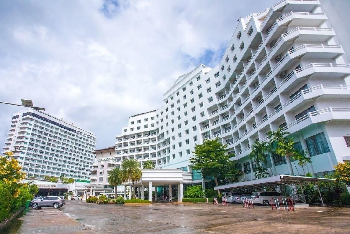 โรงแรมรอยัลพาเลซ โรงแรม 3*