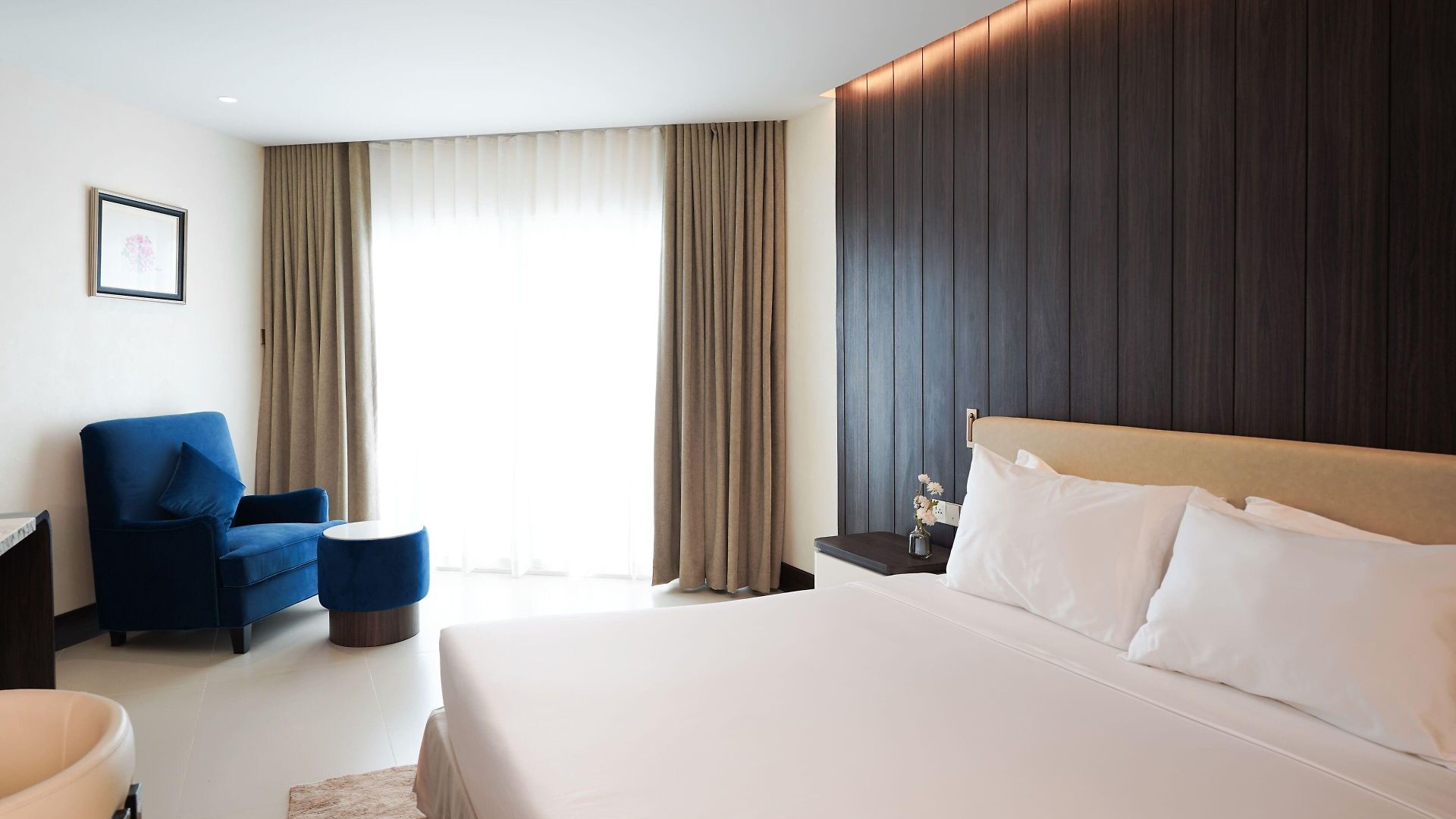 โรงแรม รายัล ทวินส์ พาเลซ