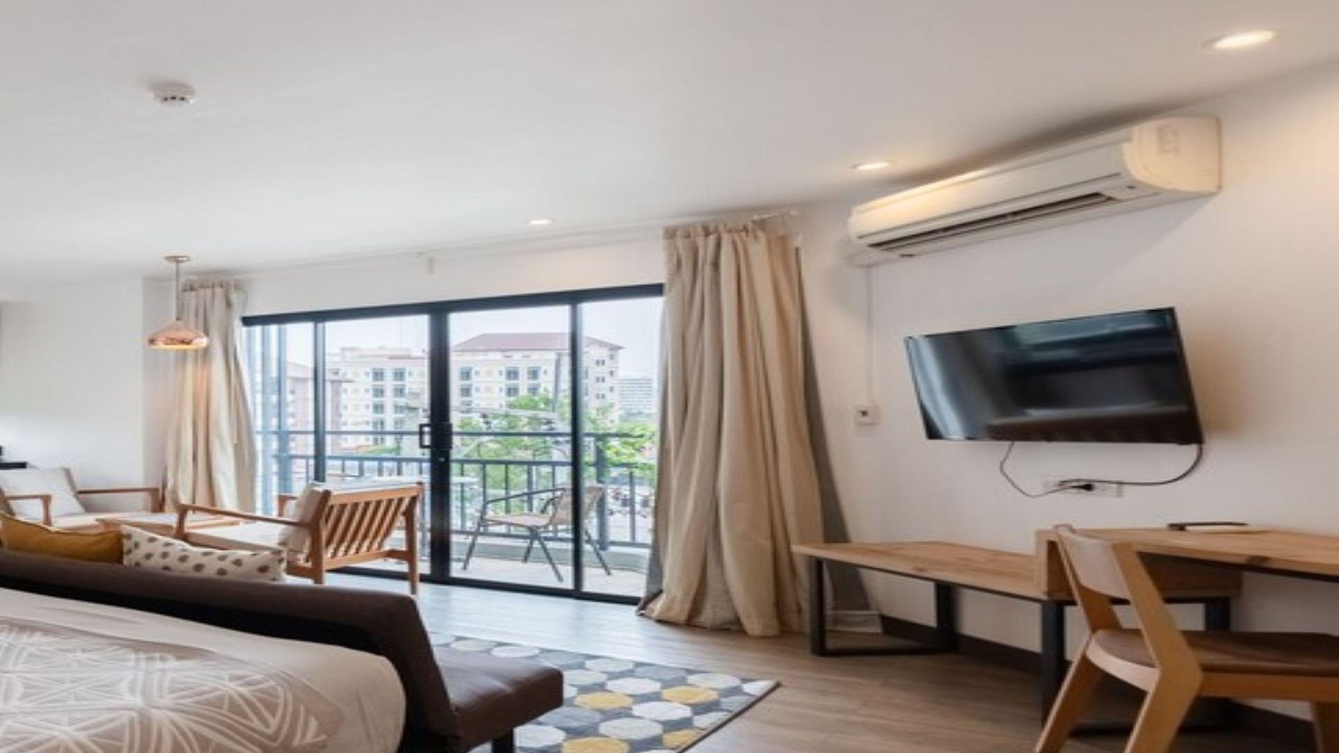 The Corner โรงแรม Pattaya