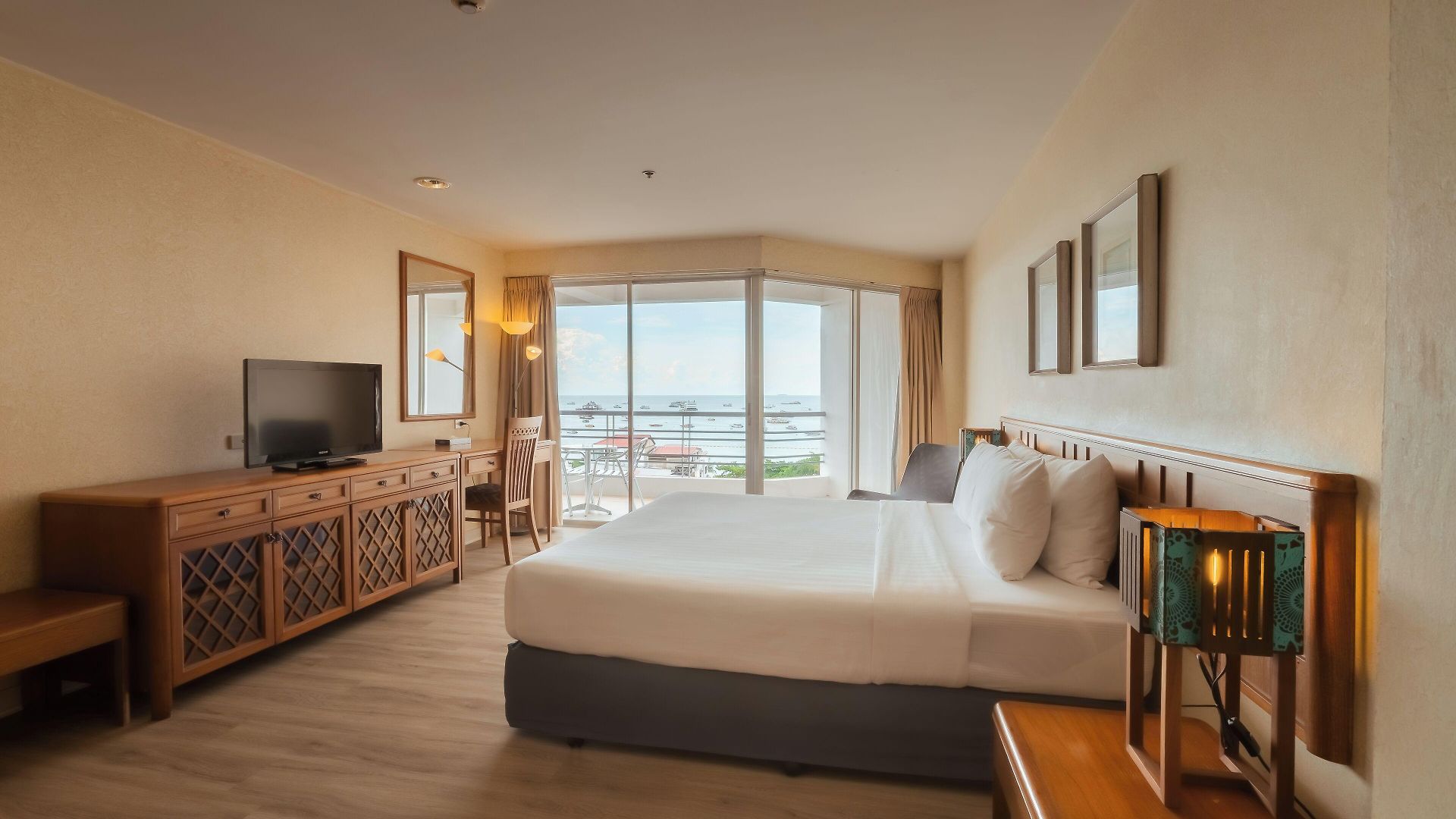 Sandy Spring โรงแรม Pattaya