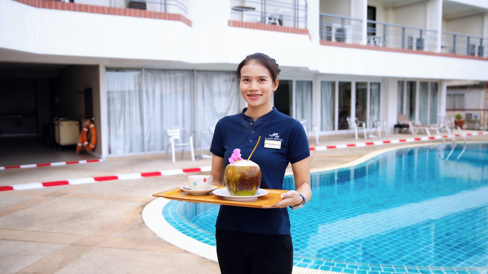 โรงแรม Sandy Spring 3*