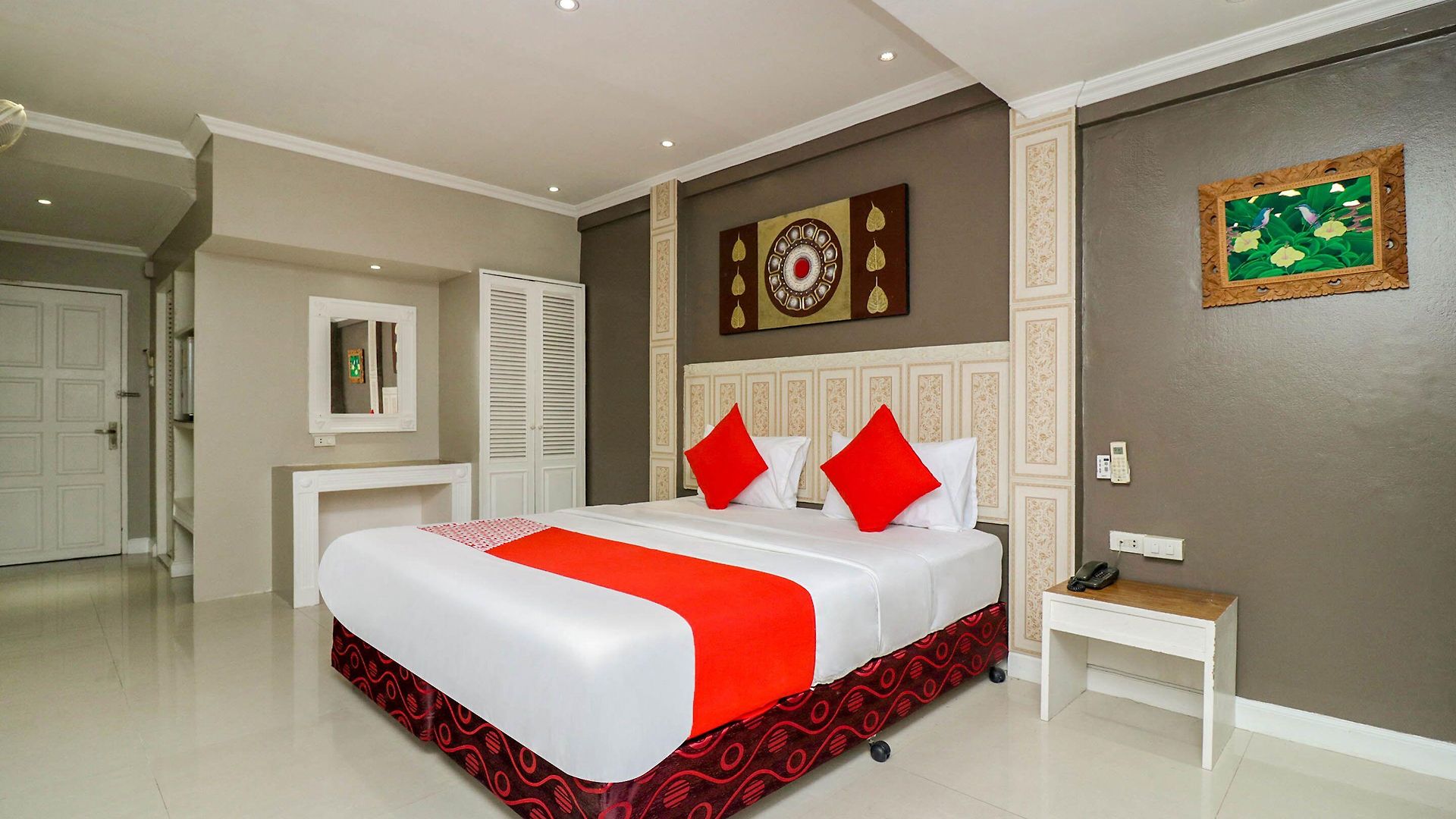Natural Hotel Pattaya