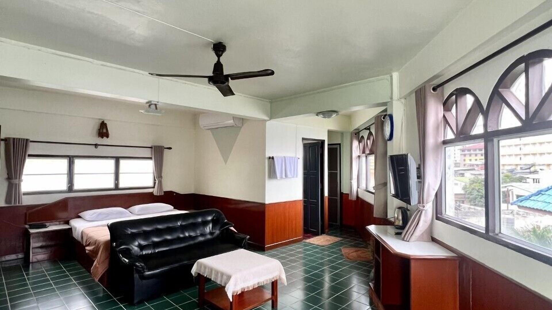 โรงแรม เอ็นเอ็น อพาร์ตเมนท์ 2*