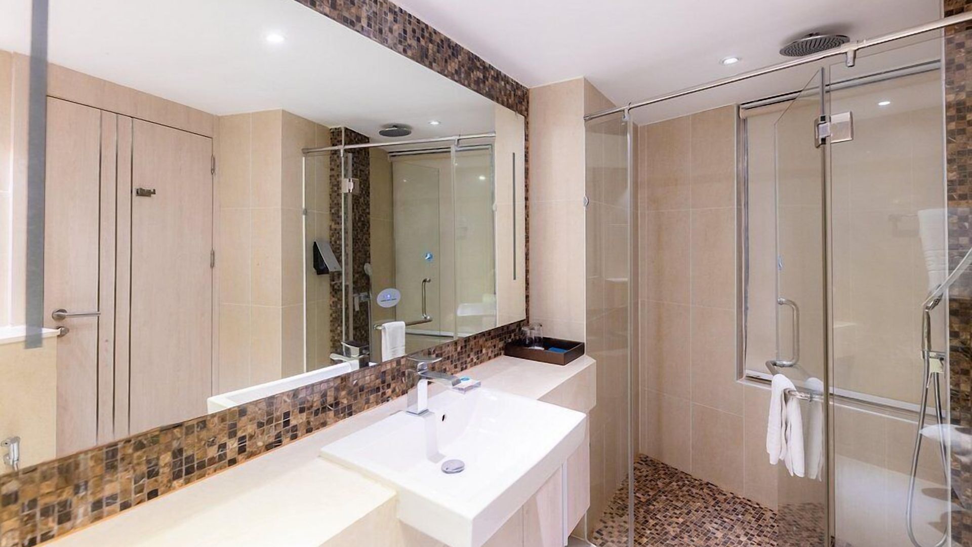 โรงแรม Shilat Avenue 4*