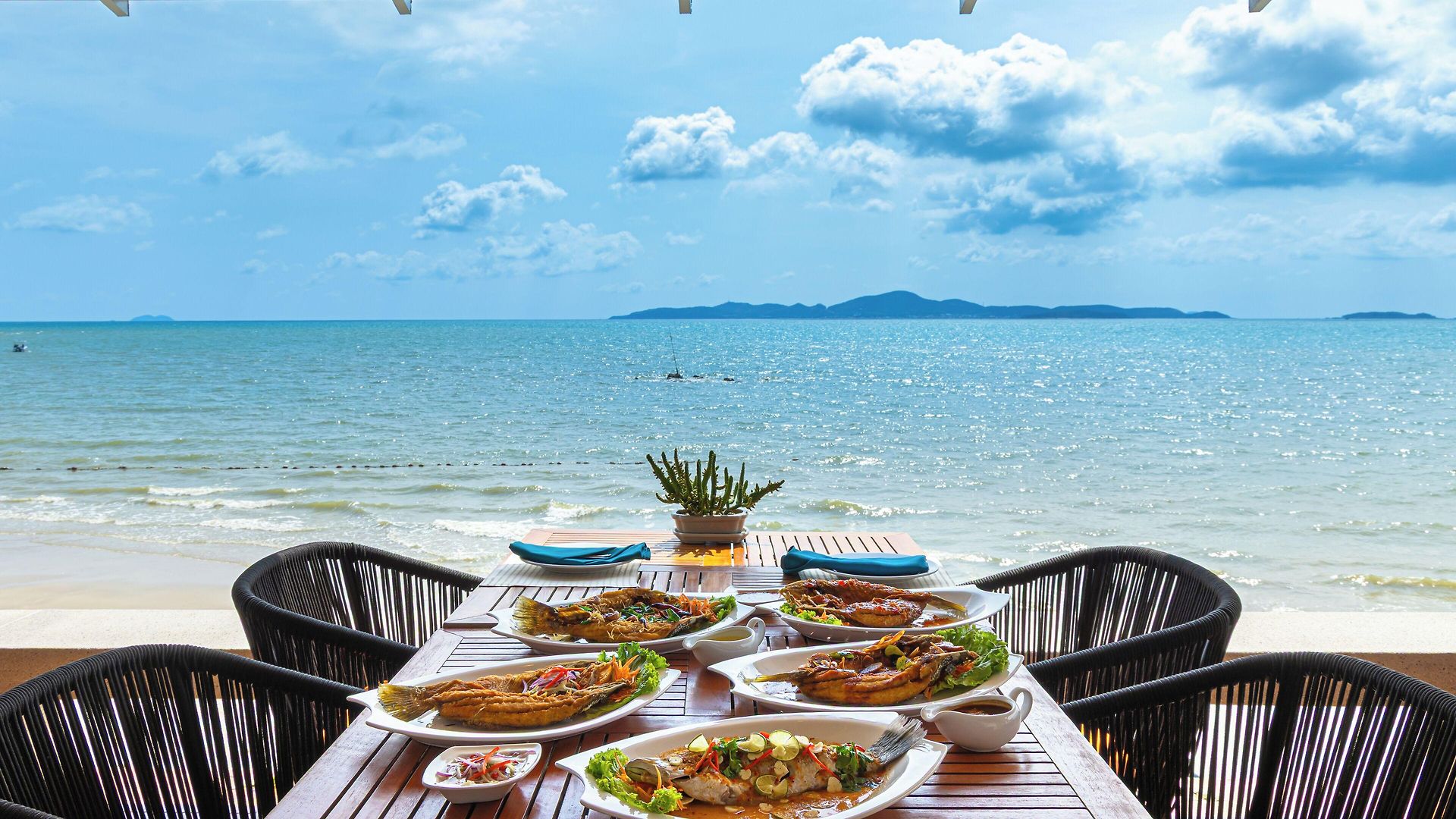 โรงแรม Royal Cliff Terrace 5*