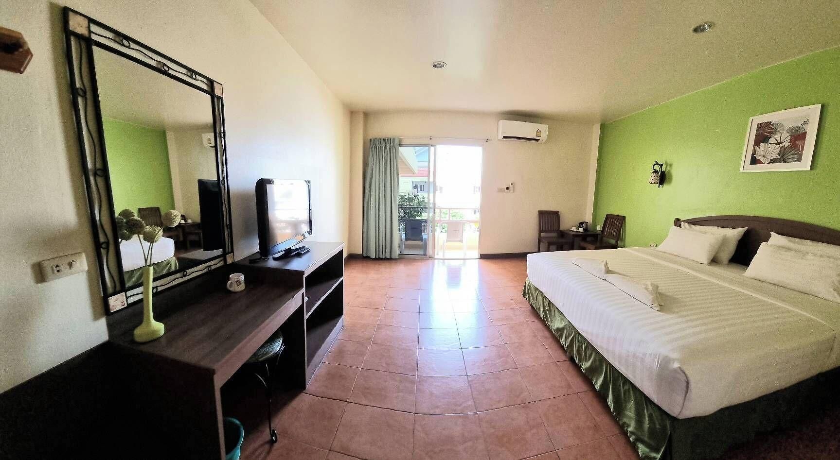 Hotel Opey De Place Pattaya