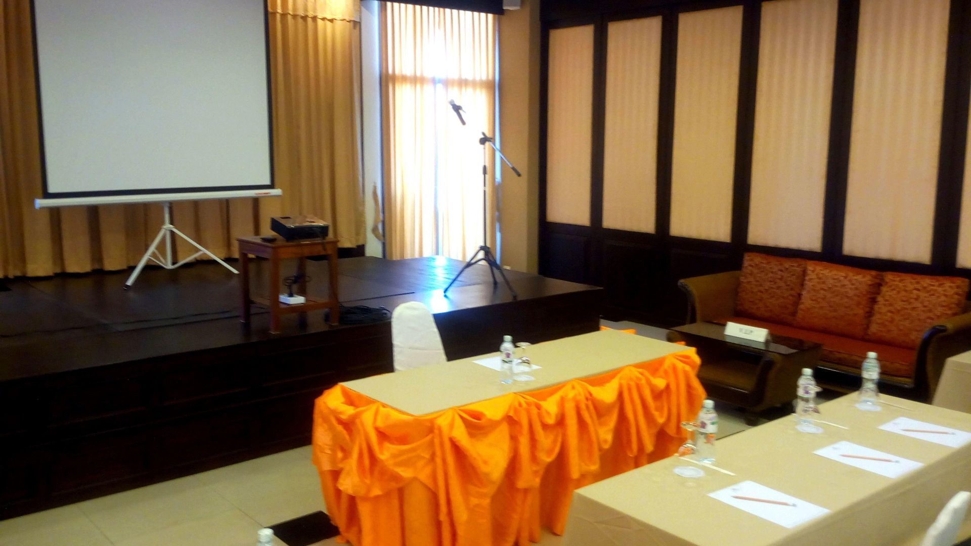 Phuphaya Resort Pattaya