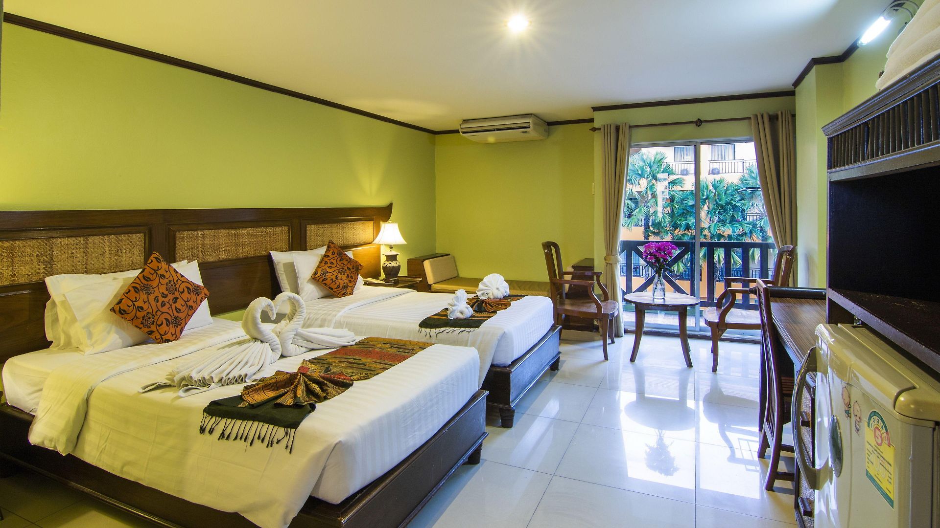 Resort Phuphaya Pattaya
