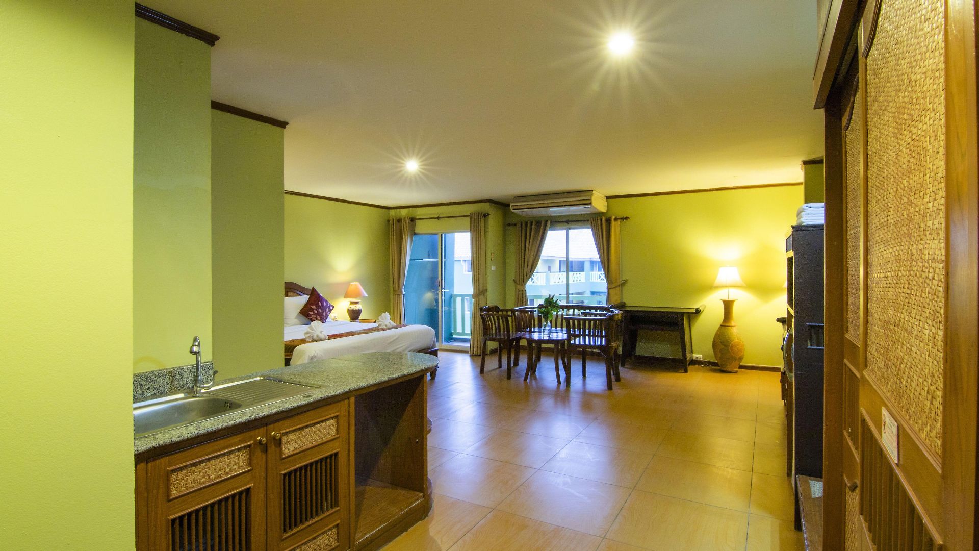 Phuphaya Resort 2*