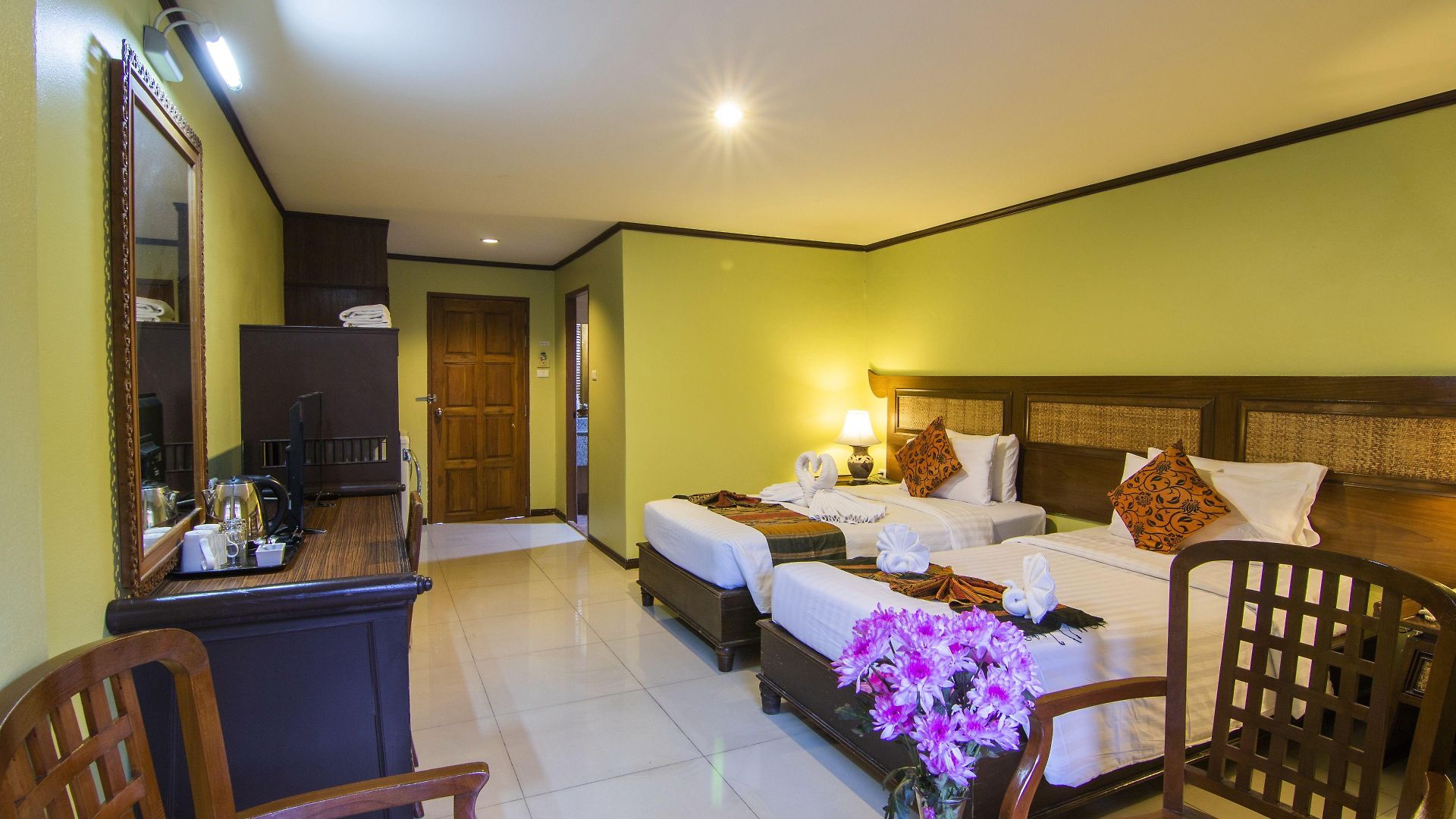Phuphaya Resort 2*