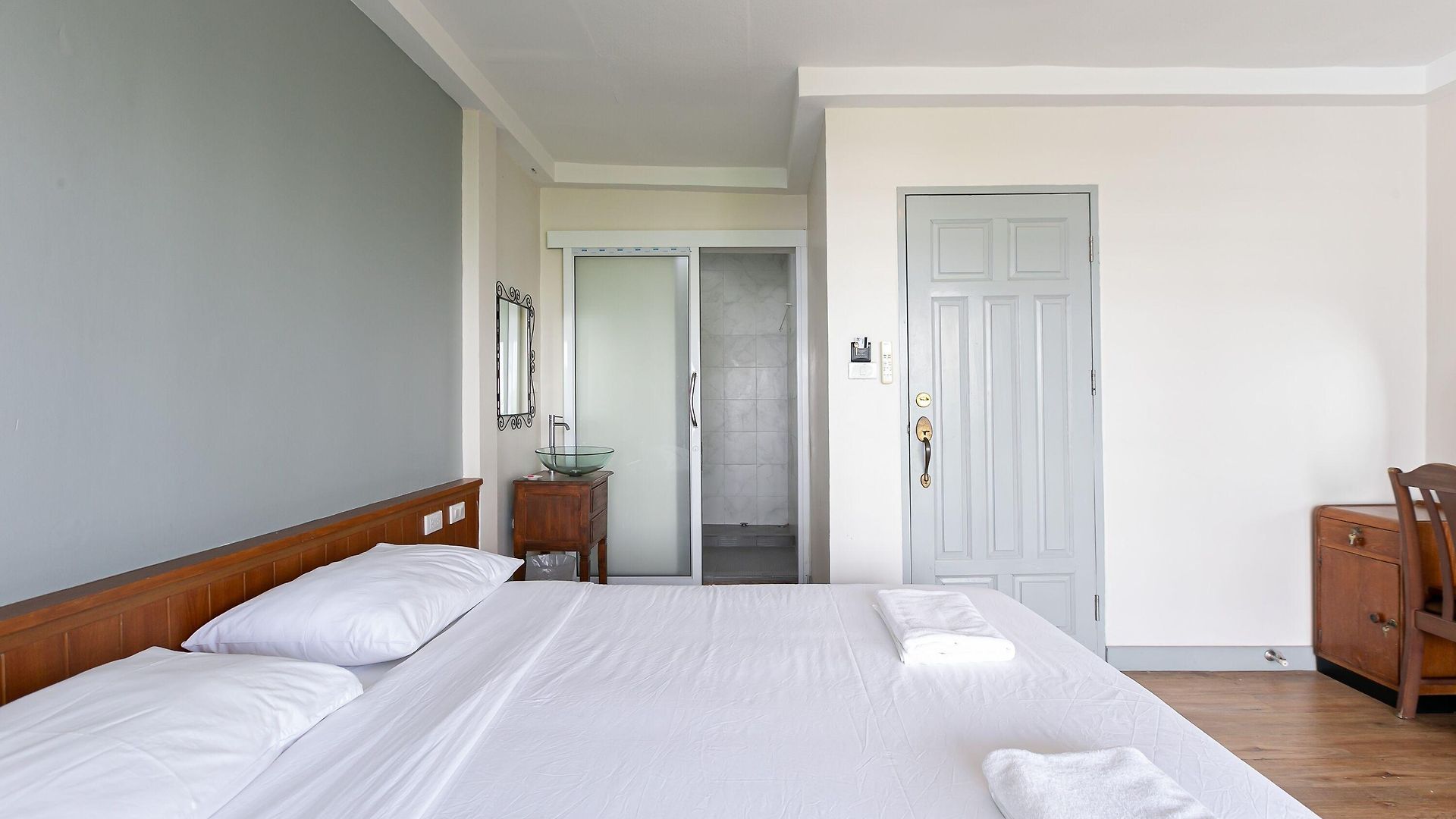 Wong Amat House Hotel