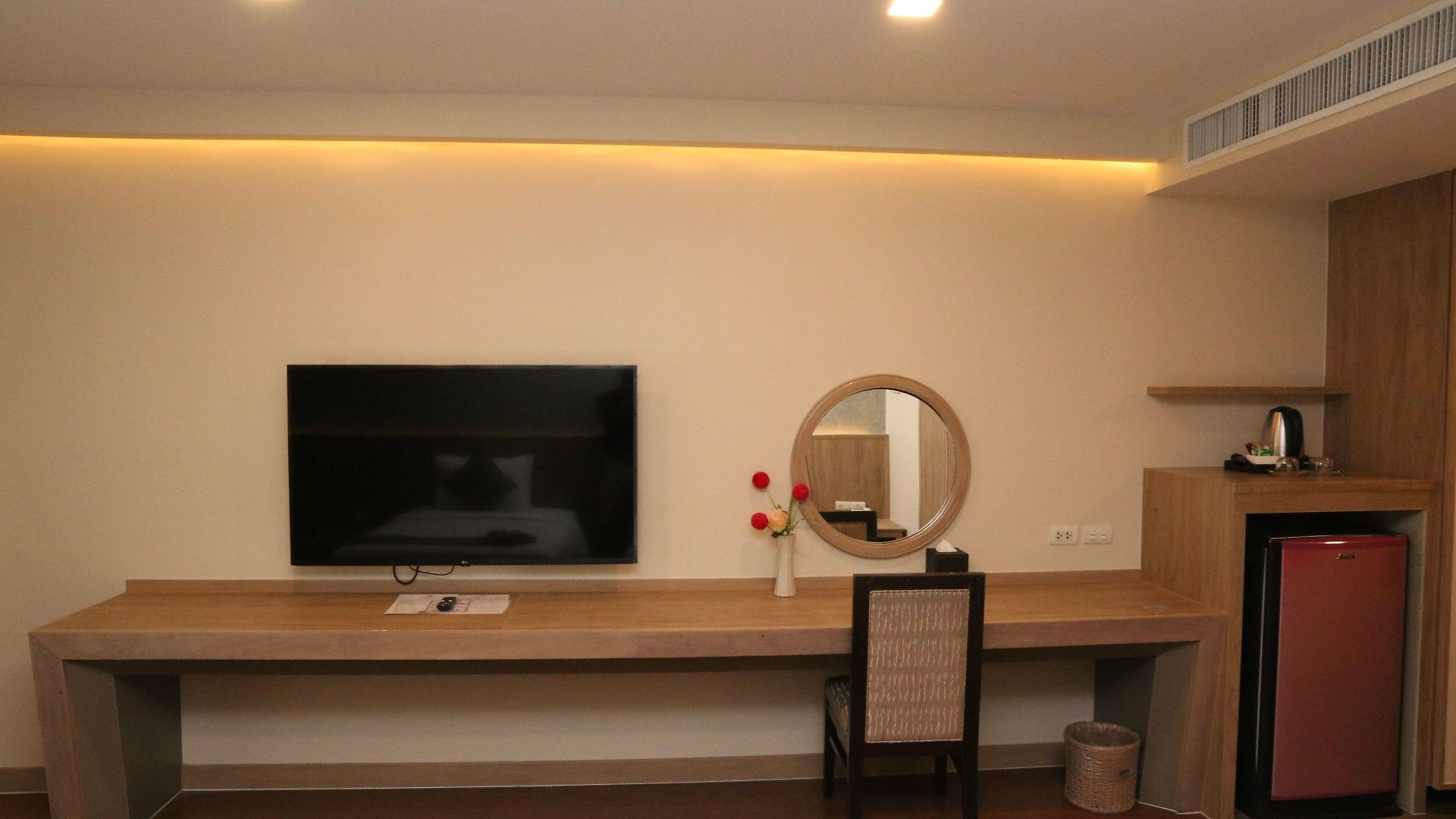 Crystal Palace Luxury Pattaya