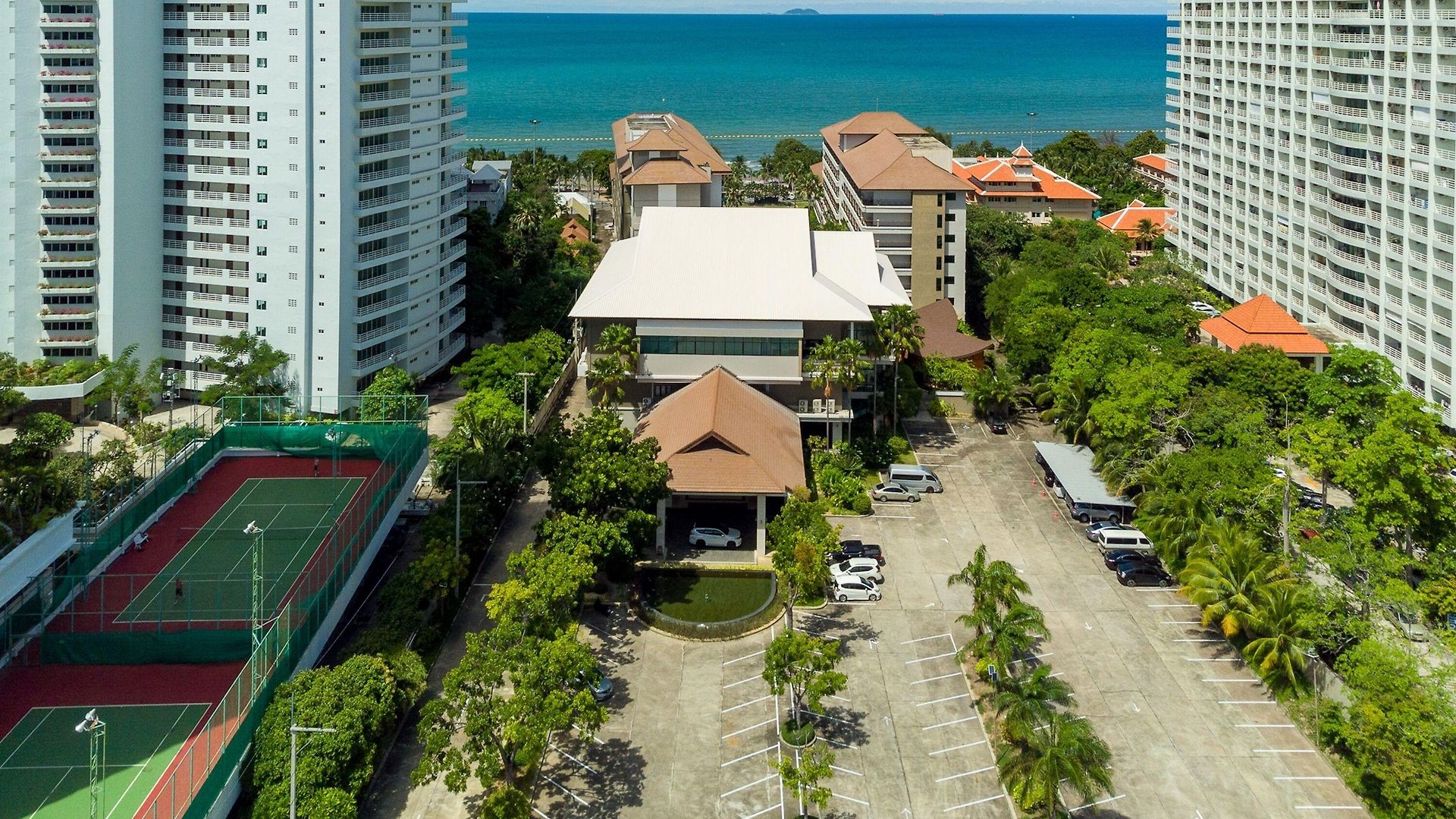 Welcome World Beachfront โรงแรม