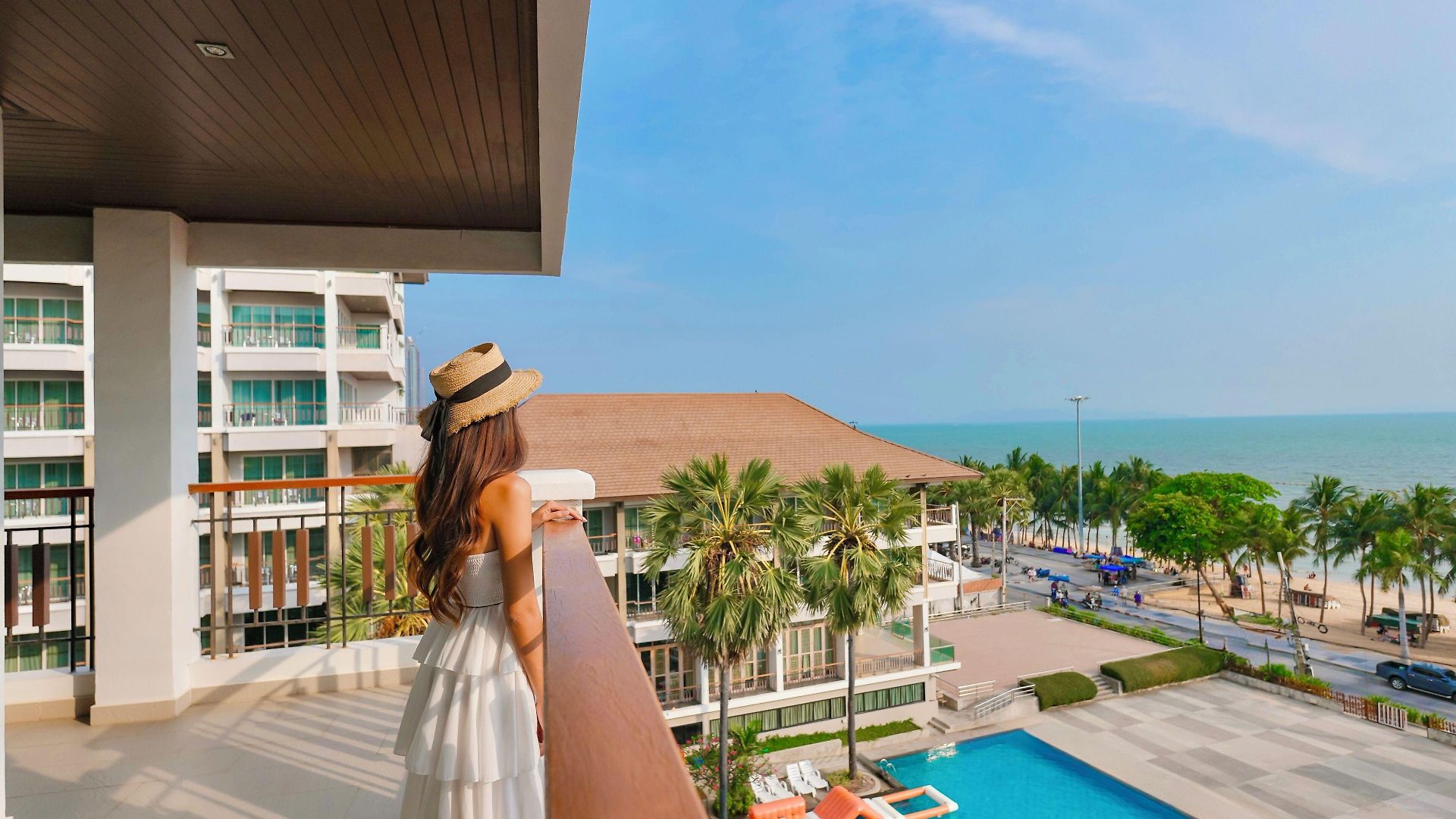 Welcome World Beachfront โรงแรม Pattaya