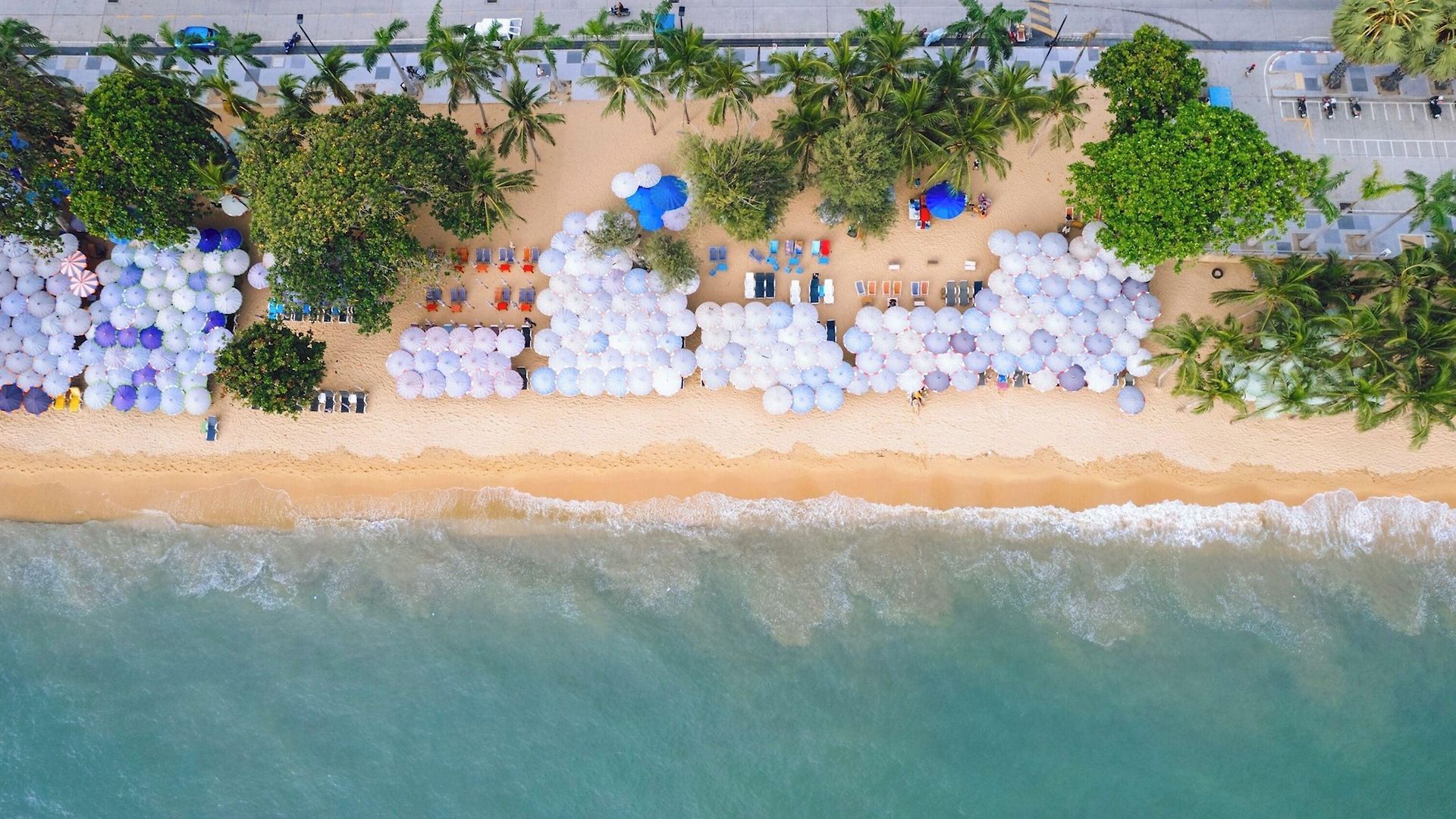 โรงแรม Welcome World Beachfront Pattaya
