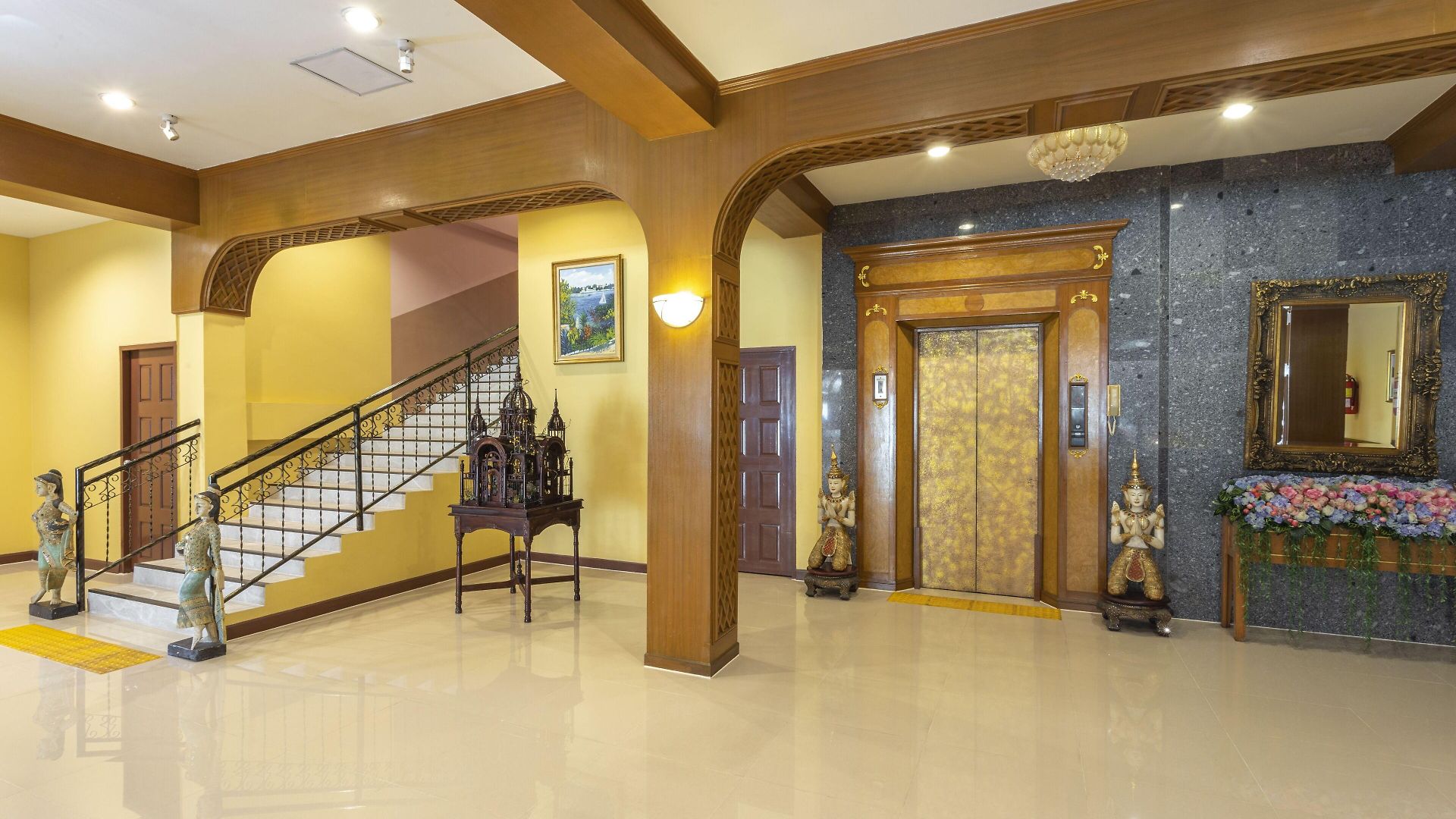 โรงแรม Sabai Nearby Marina