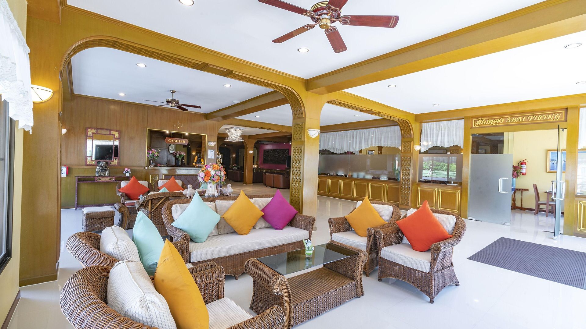 Sabai Nearby Marina โรงแรม Pattaya