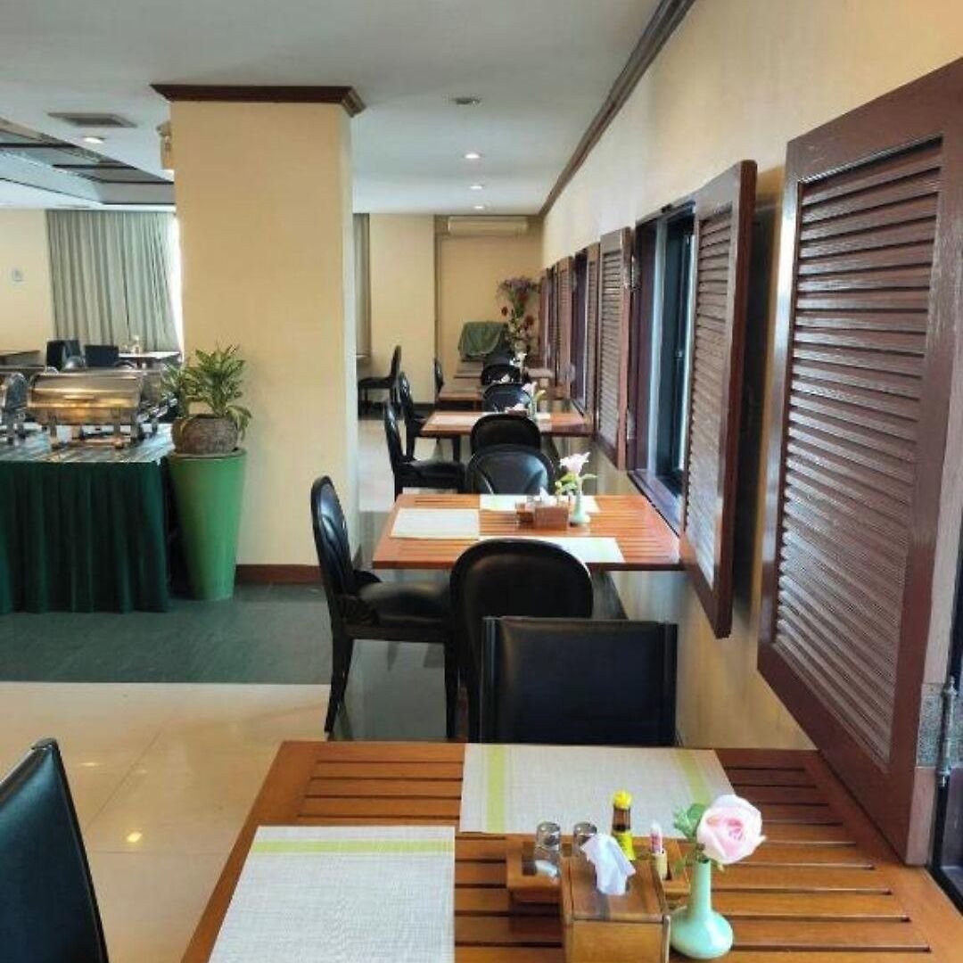 Mike Hotel Pattaya