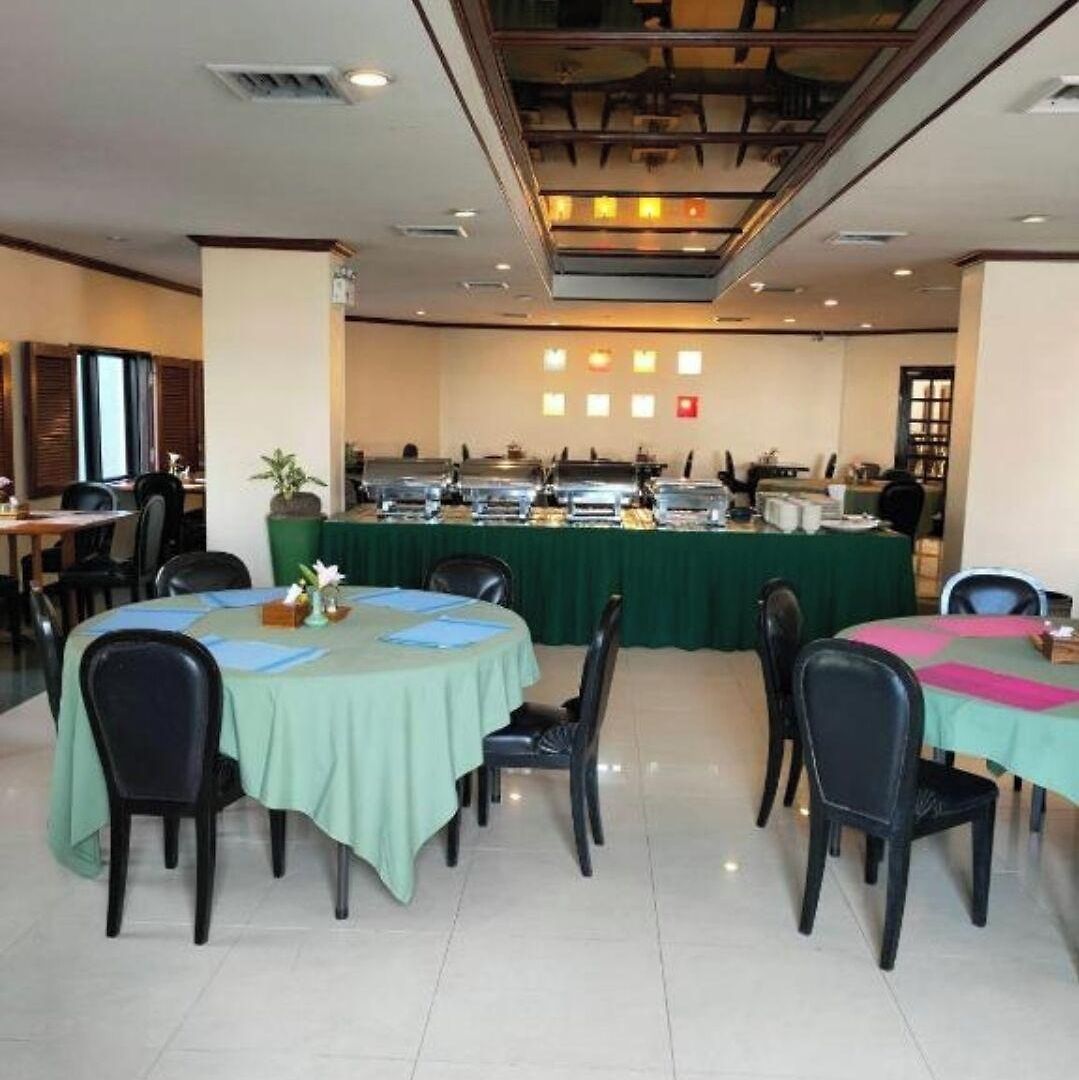 Hotel Mike 3*