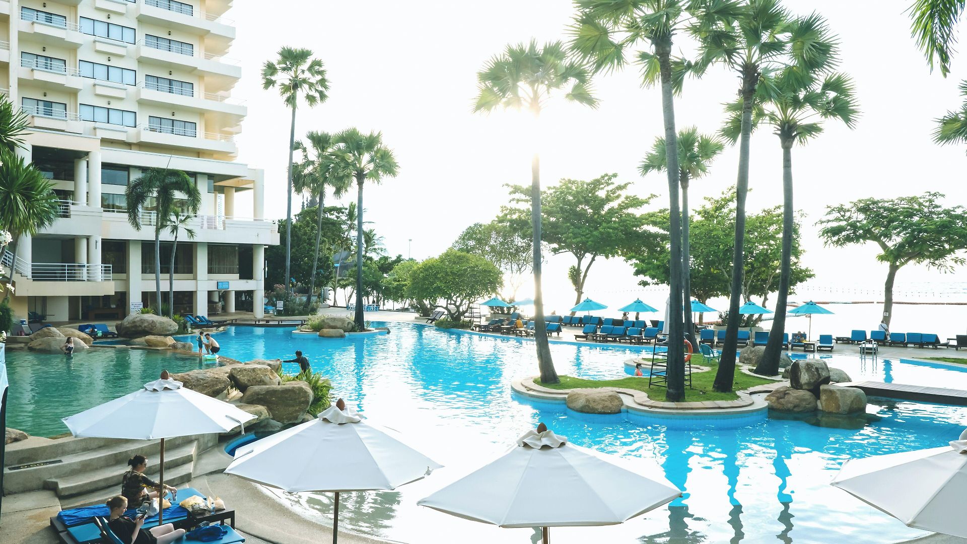 Resort Garden Sea View