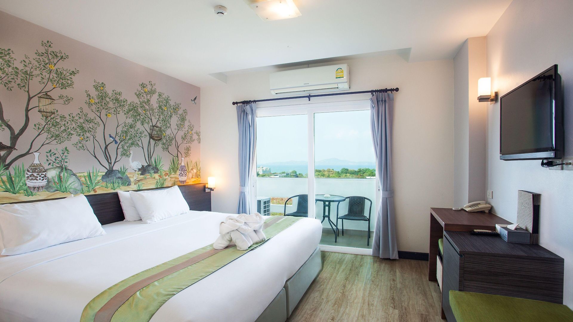 โรงแรม Hill Fresco Pattaya
