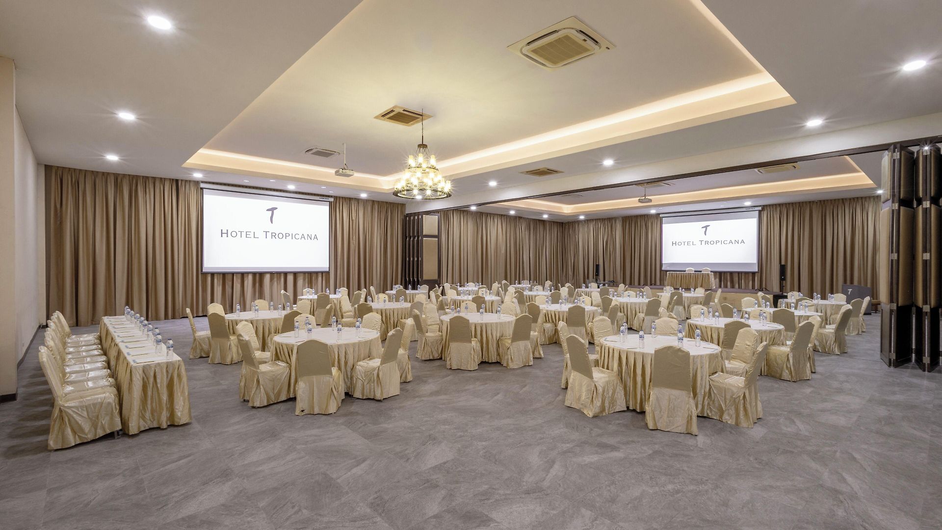 Tropicana รีสอร์ท
