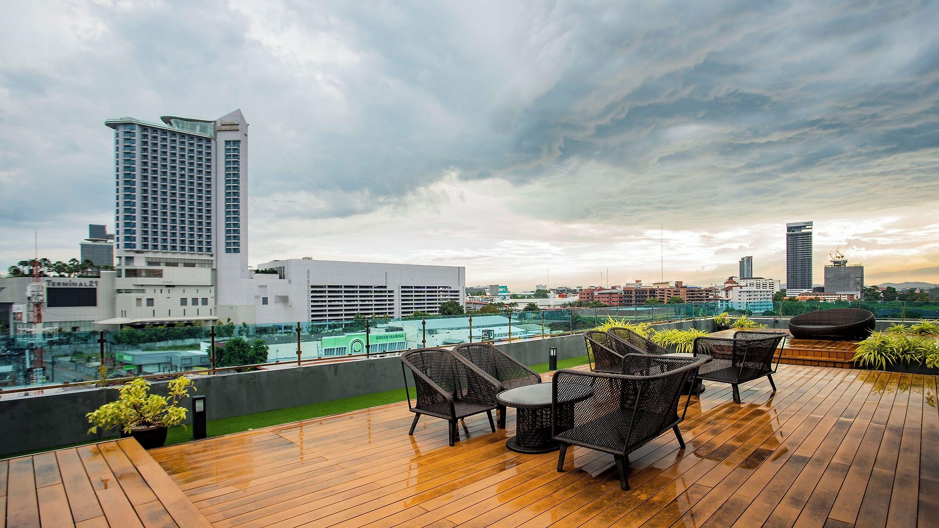 Empress โรงแรม 3*