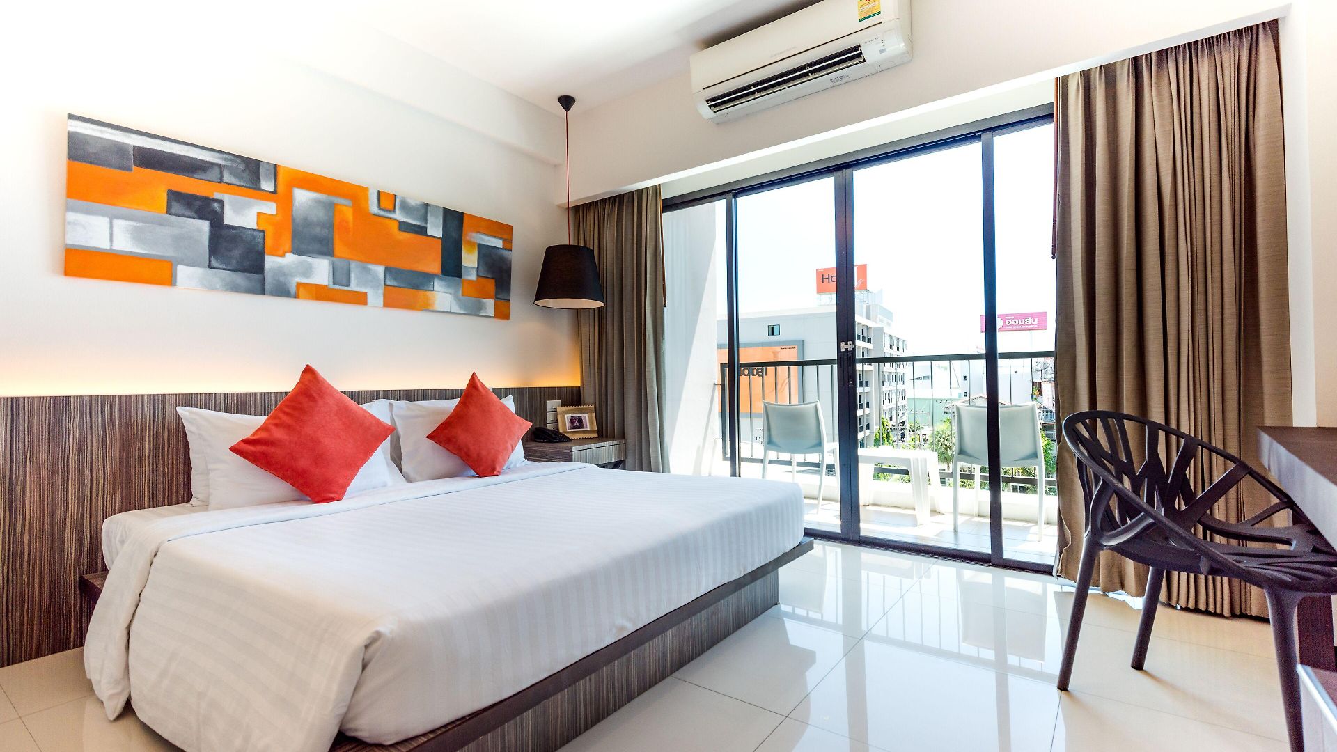 โรงแรม J Pattaya