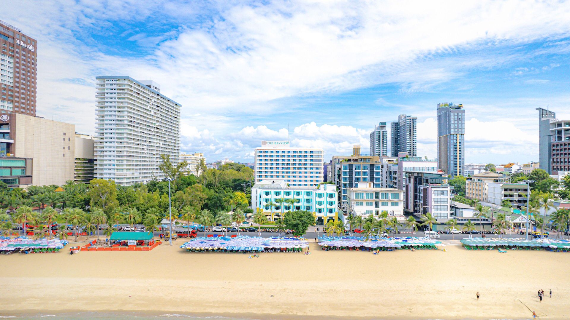 โรงแรม Wave