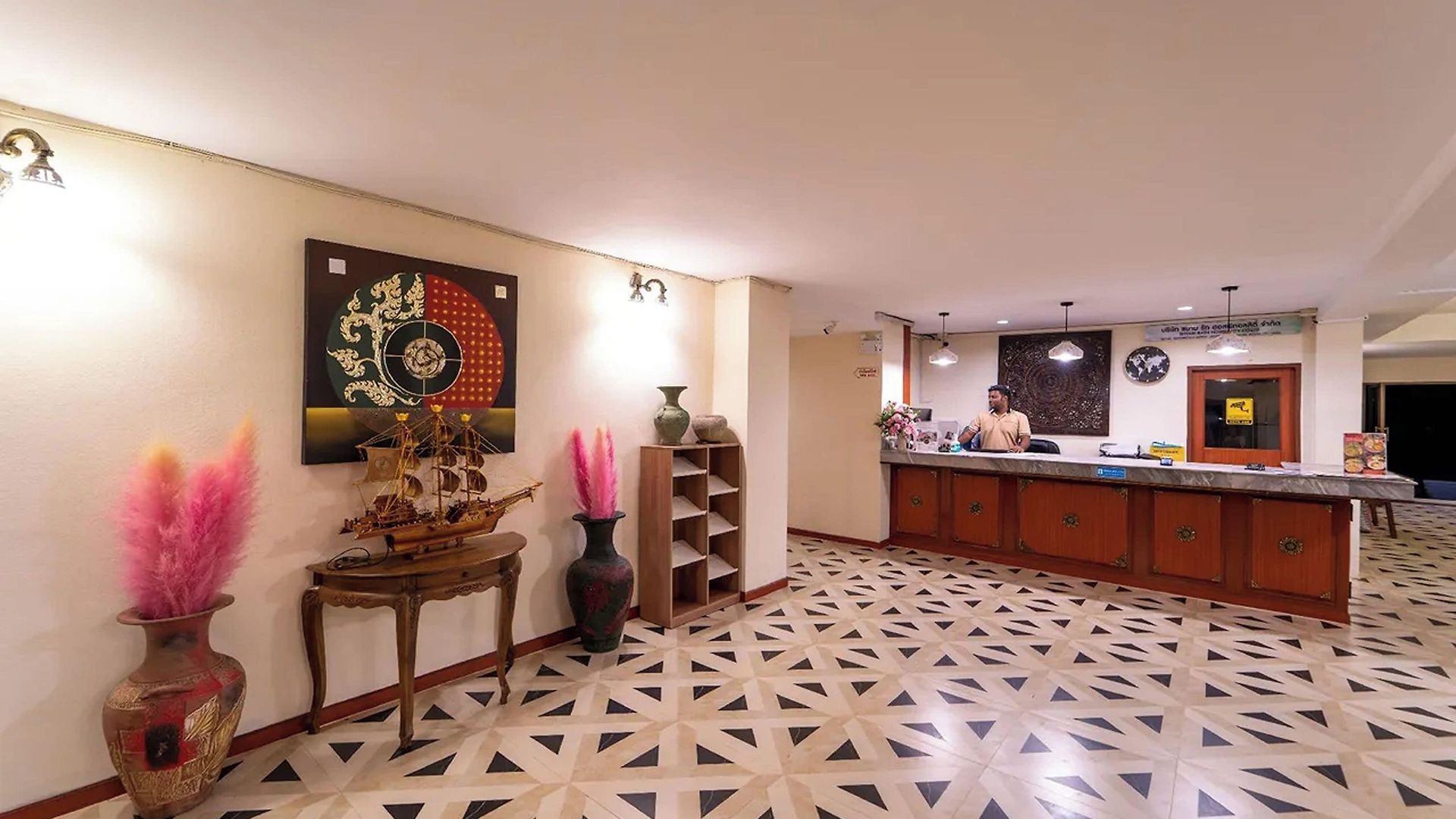 Hillside โรงแรม Pattaya