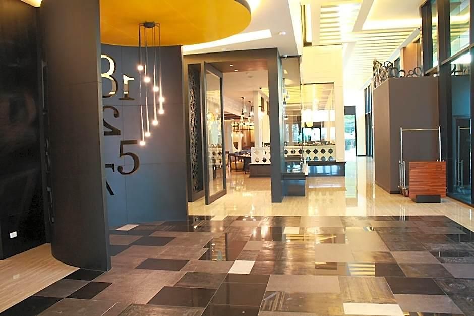 โรงแรม Tsix5 Quarter Pattaya