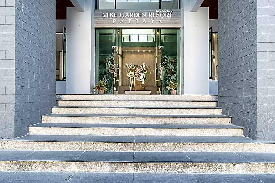 Mike Garden - Sha Extar Hotel 4*