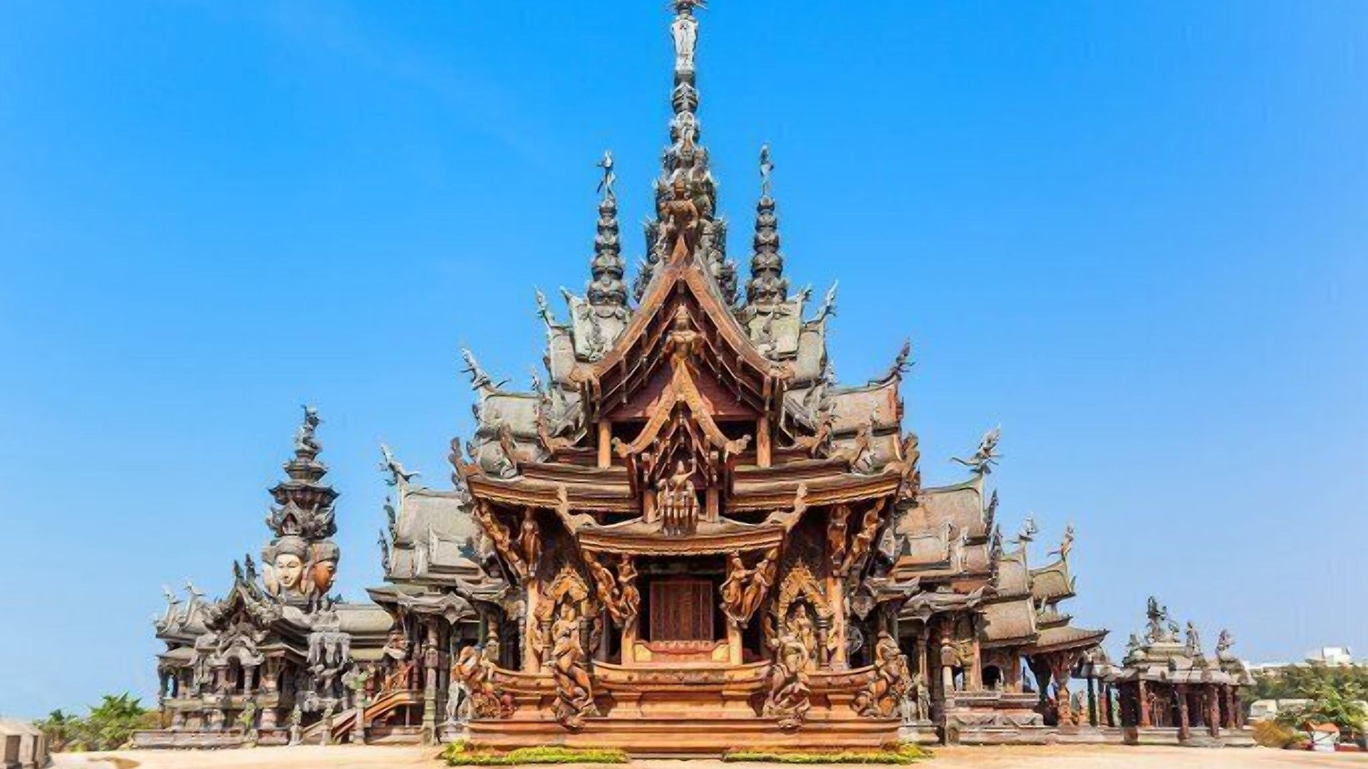 บาศญ่า บีช โฮเทล แอนด์ - เซ็นเธร่า บีช โฮเทล Pattaya