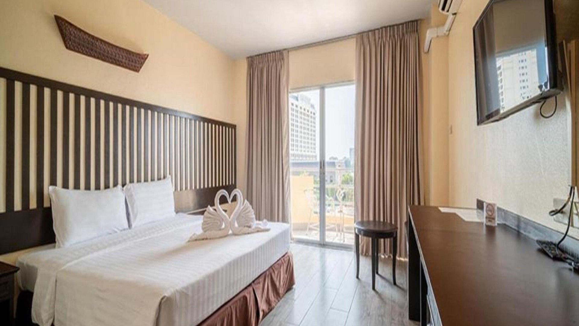 โรงแรม Sunday Ja Pattaya