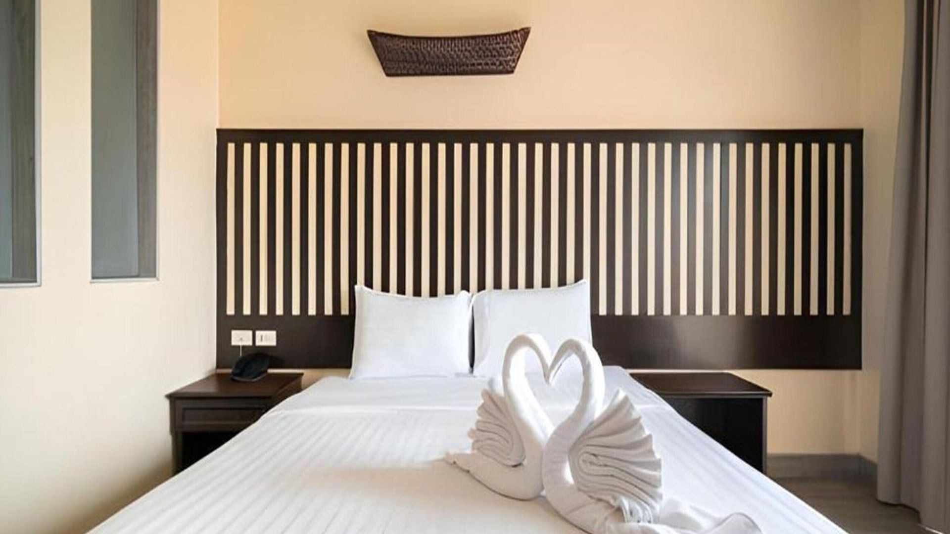 Sunday Ja โรงแรม 5*