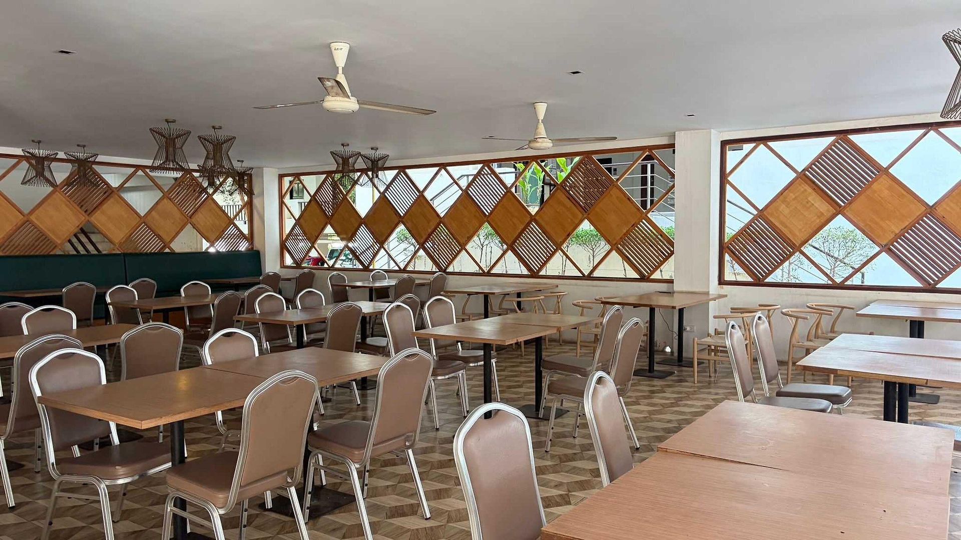 โรงแรม Sunday Wongamat Privacy 4*