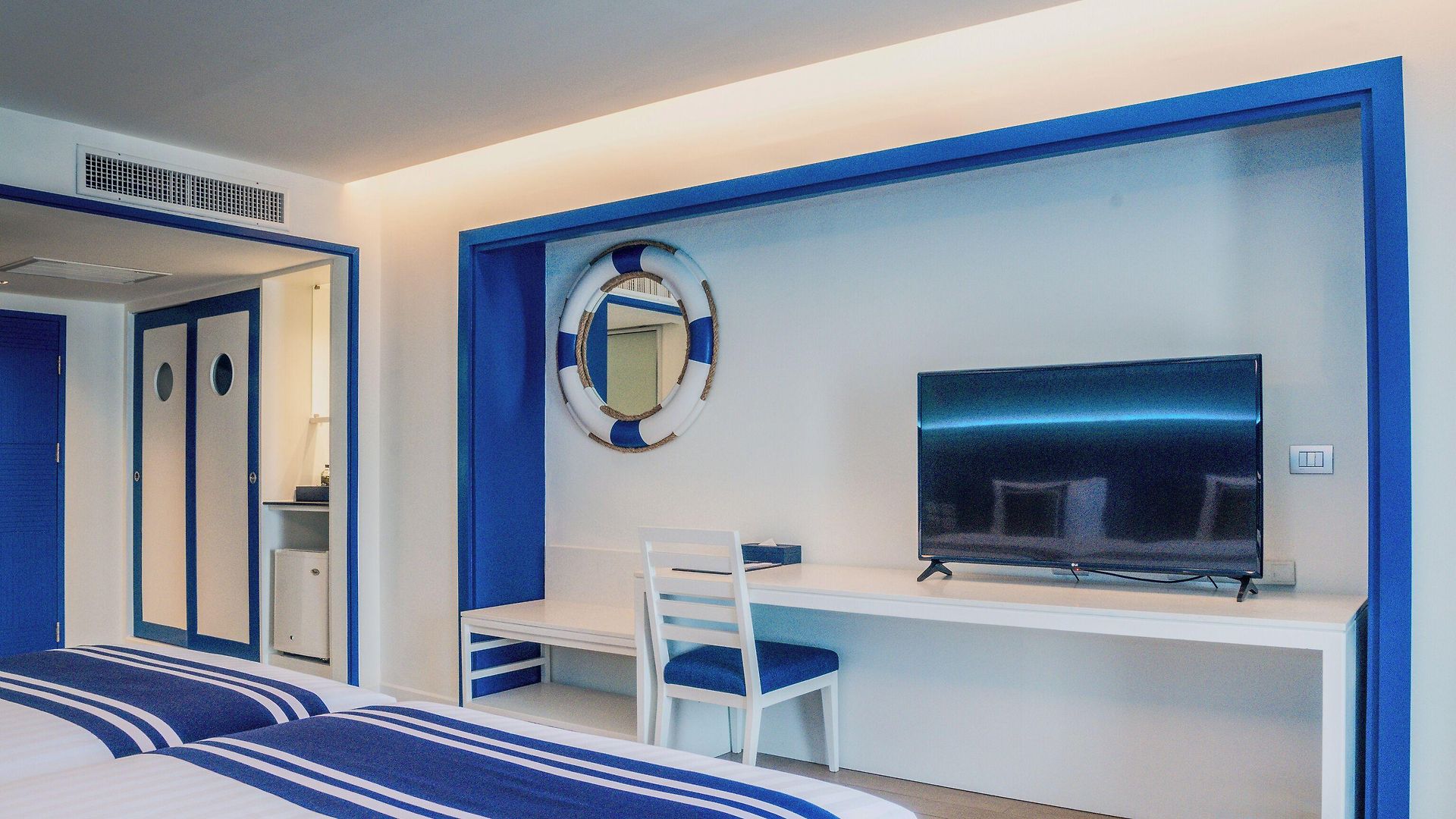 โรงแรม Blue Formerly A-one New Wing
