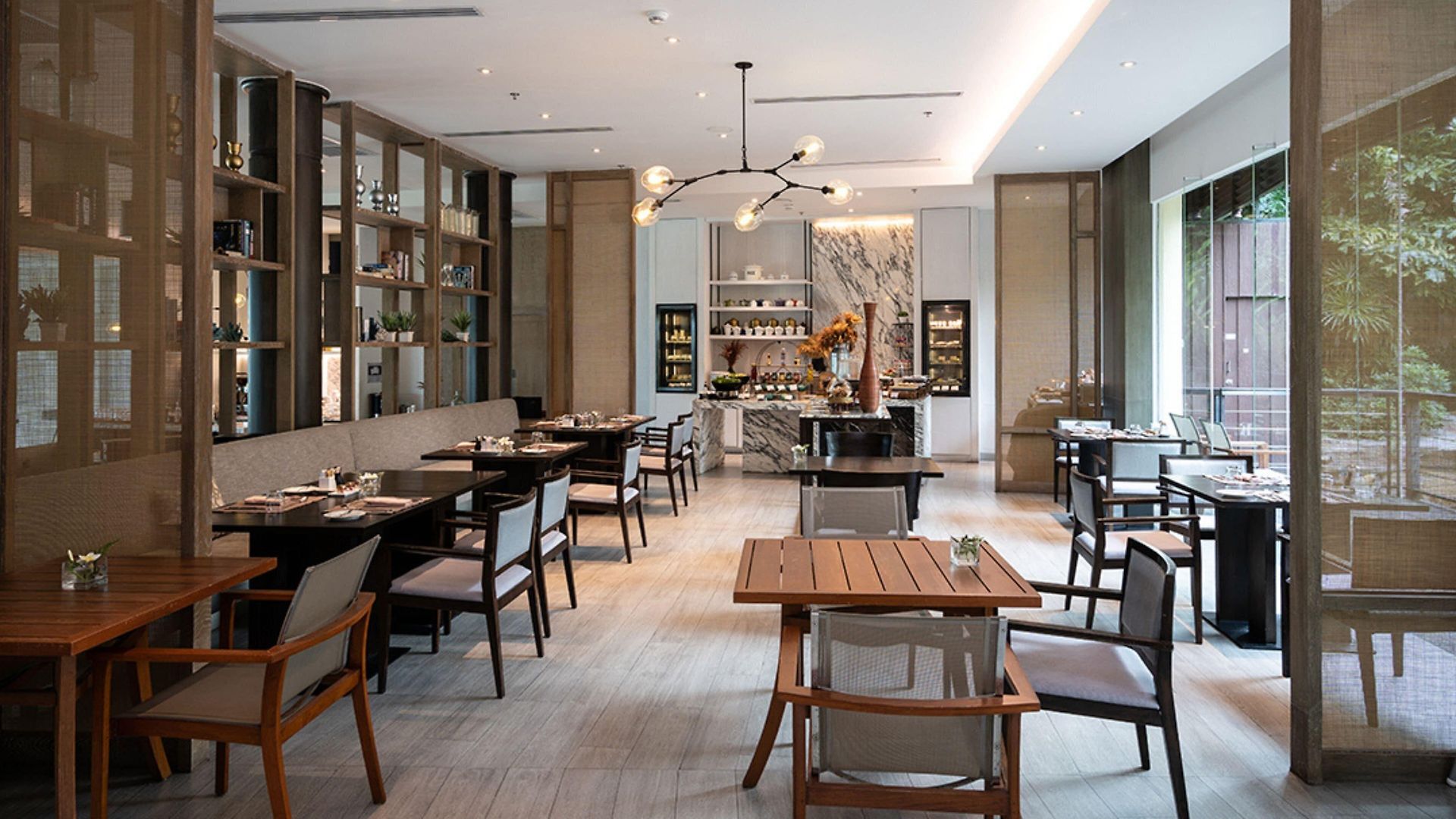 Intercontinental By Ihg 5*