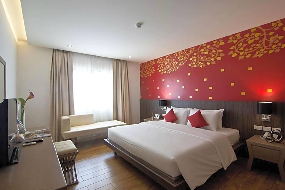 เทวัญ จอมเทียน พัทยา โรงแรม 4*