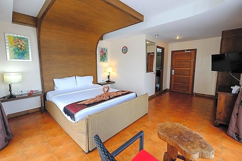 The Red Balcony Inn 2*