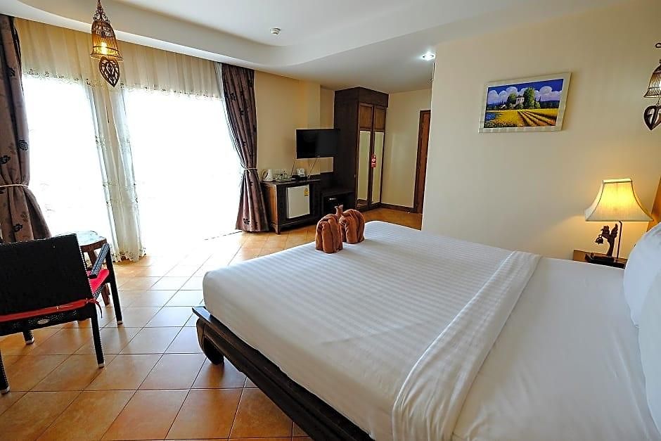 The Red Balcony Inn Pattaya
