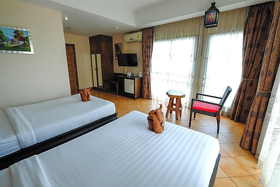 The Red Balcony Inn 2*