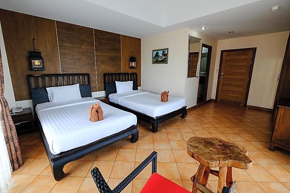 The Red Balcony 2* Pattaya