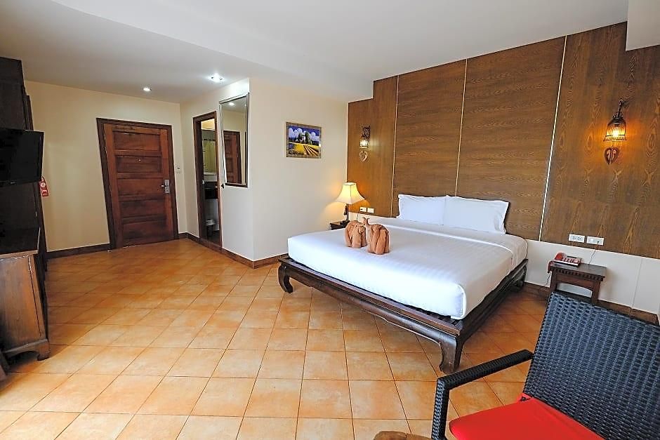 The Red Balcony Inn 2*