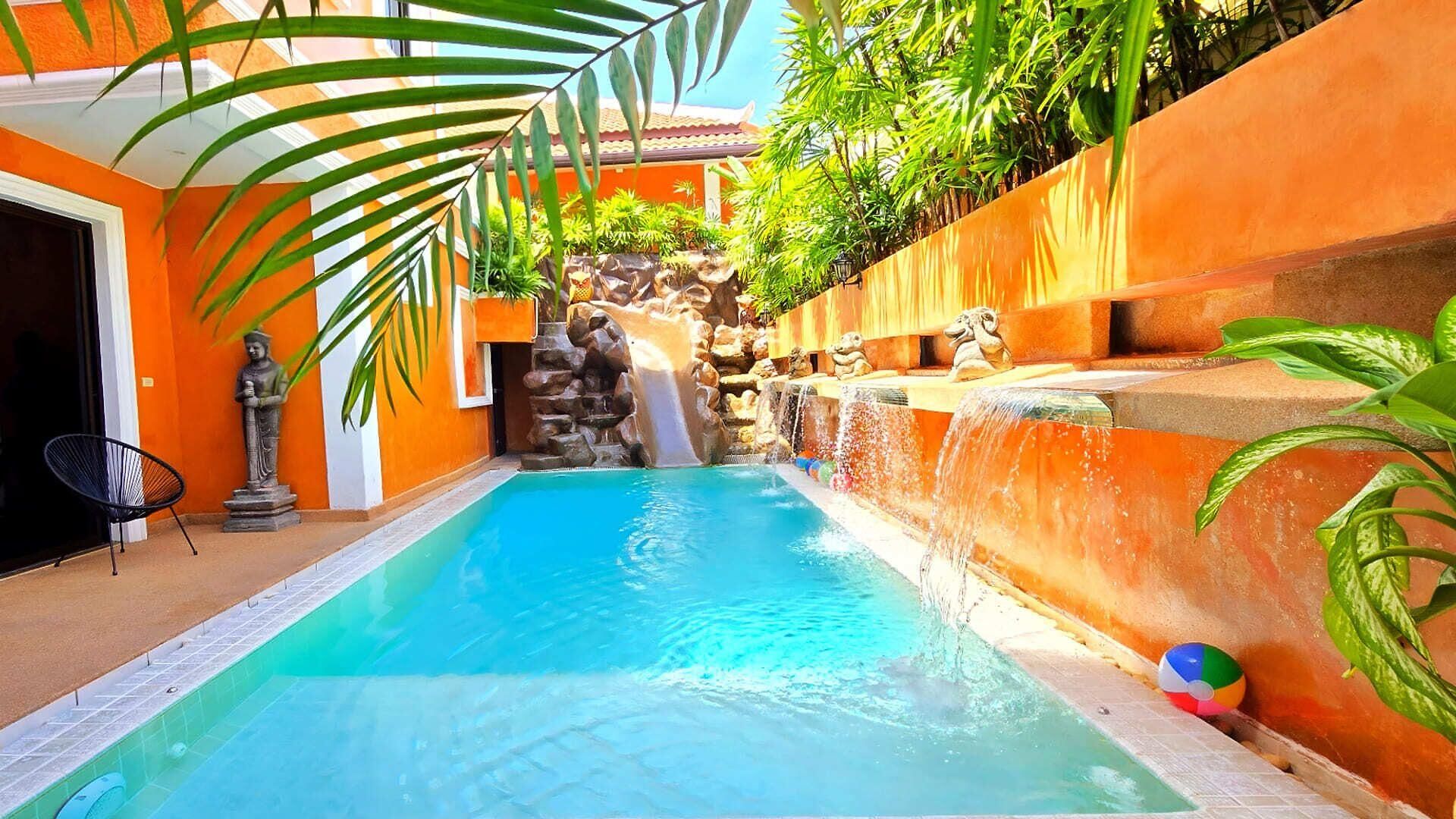 Wowland Luxury Pool Walking Street