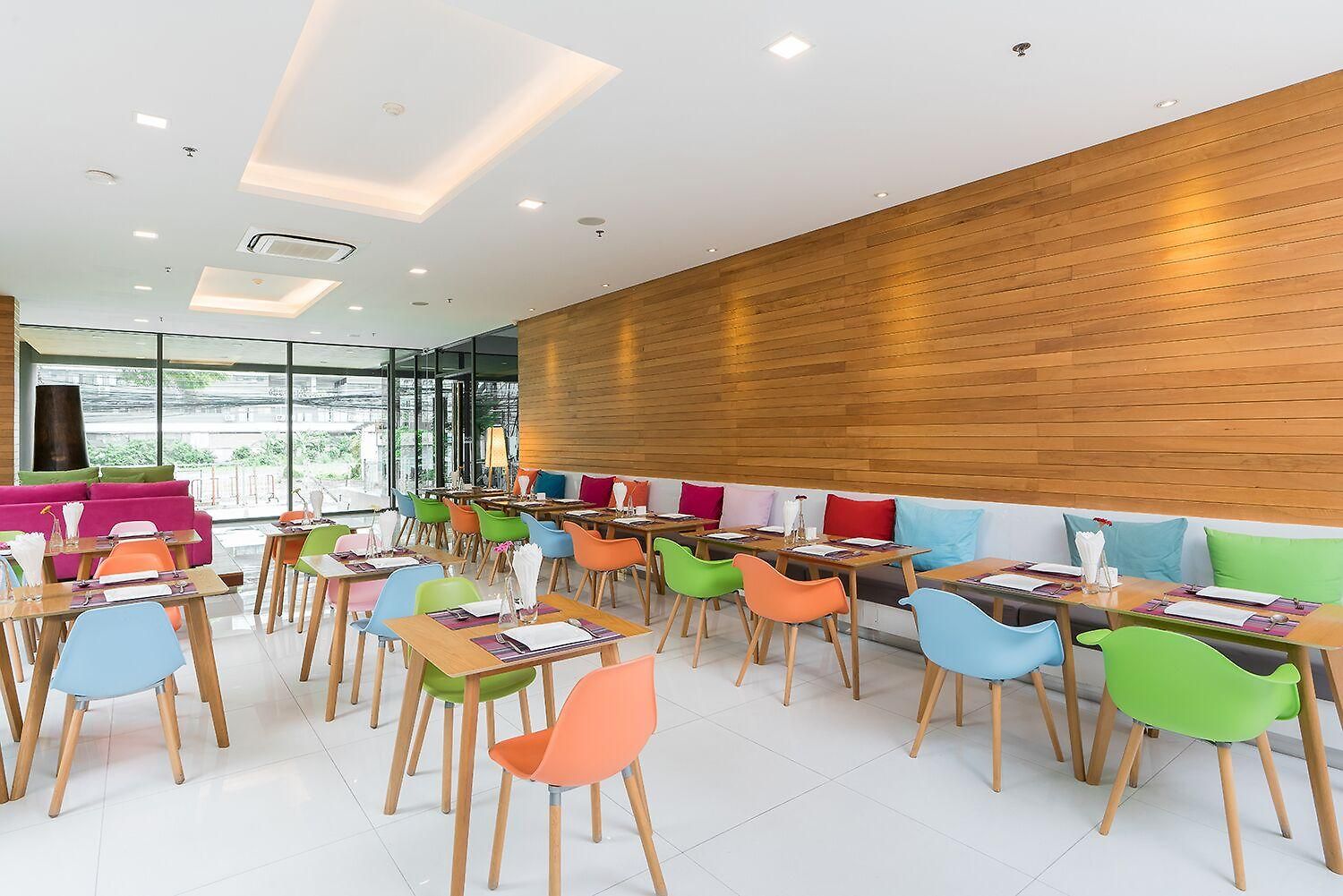 โรงแรม Seven Zea Chic