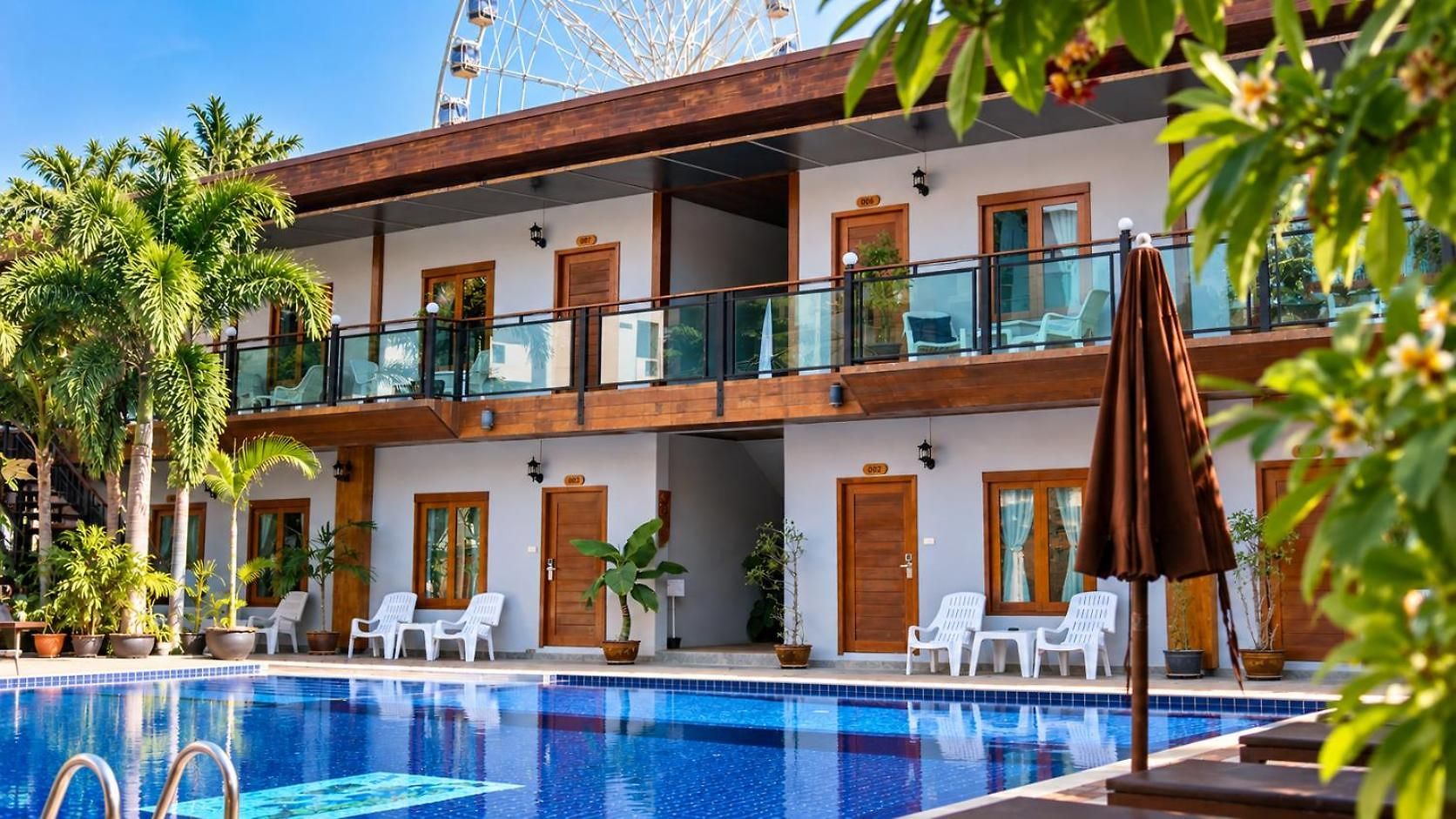 โรงแรม Paradise Land 3*