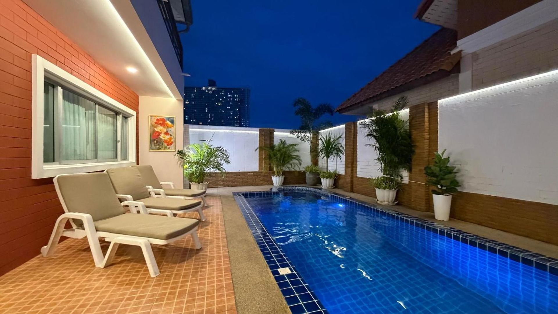 Tw Marina Pool * Pattaya