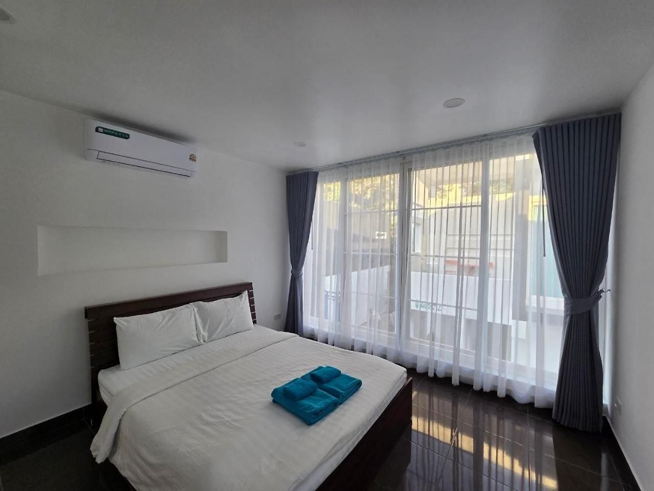 Jj * Pattaya