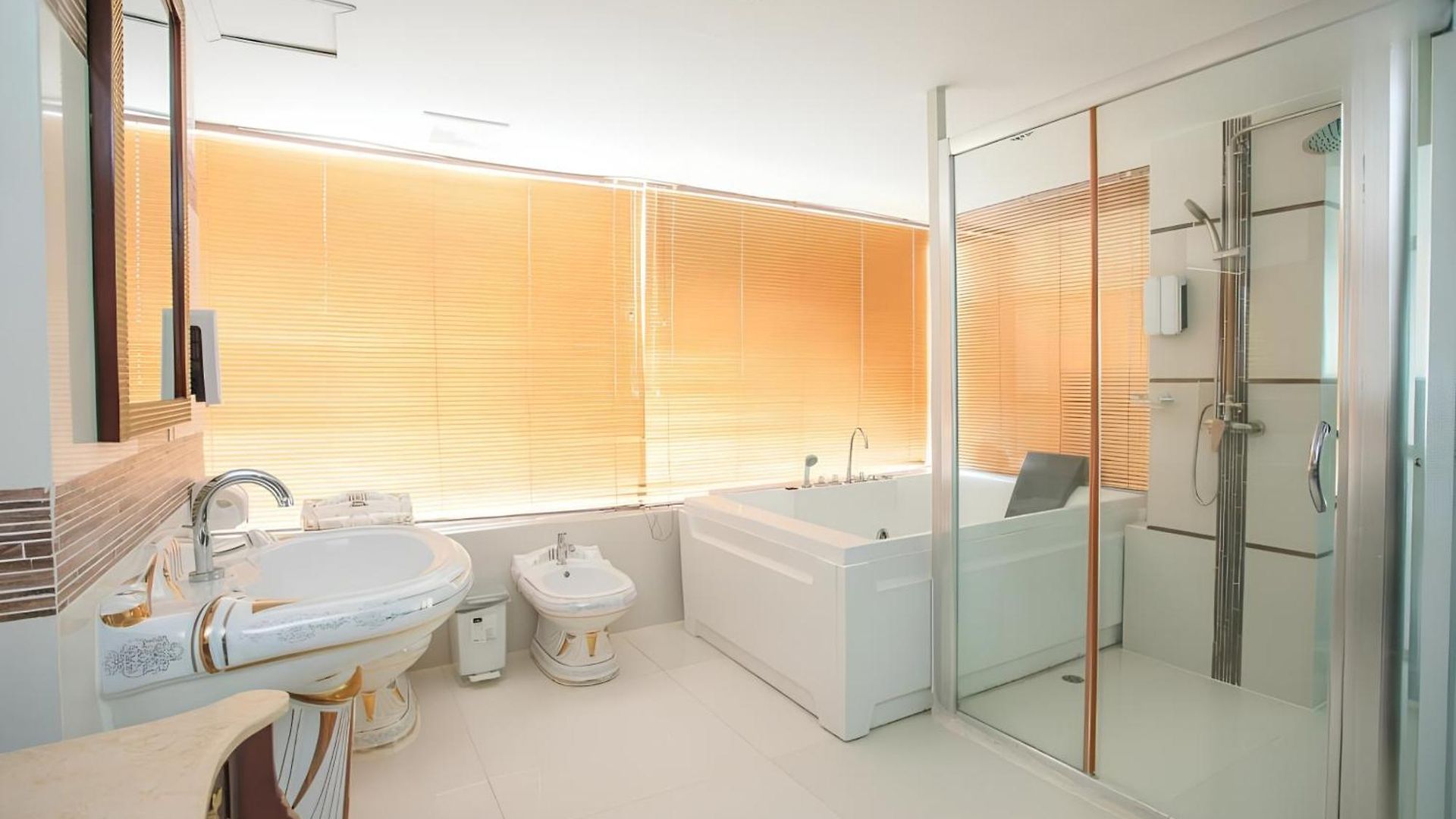 Darling Harbour - South โรงแรม 4*